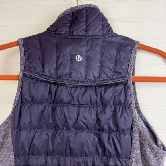 LULULEMON Run Turn Around Reversible Down Vest 650 Fill Women's sz 4 - Picture 6 of 12